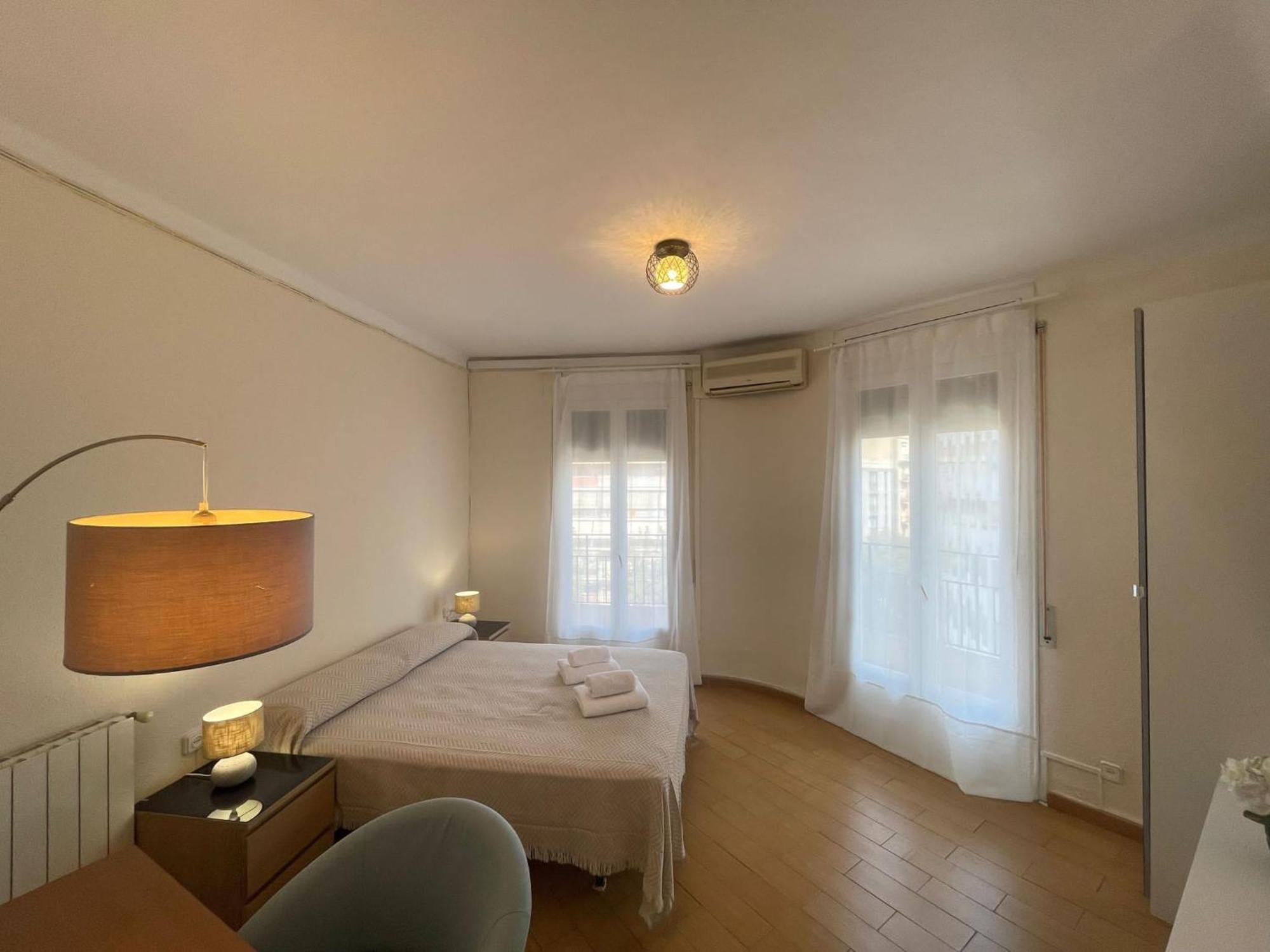 Rooms Nueva Valencia Barcelona Ngoại thất bức ảnh