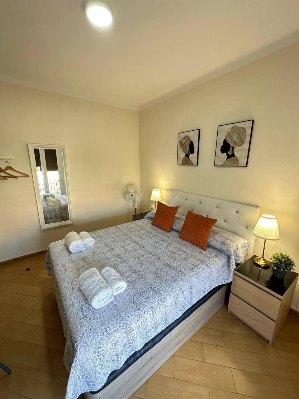 Rooms Nueva Valencia Barcelona Ngoại thất bức ảnh