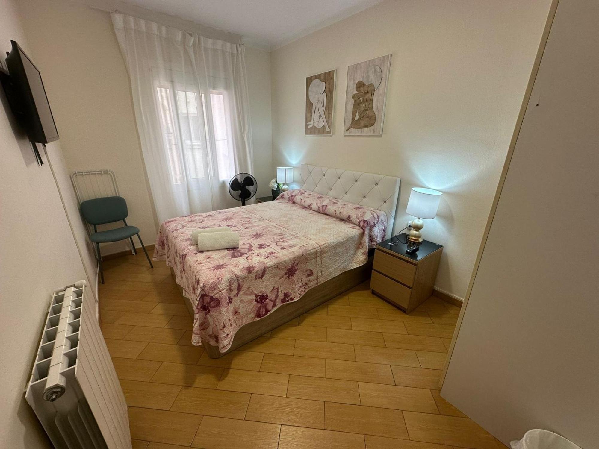 Rooms Nueva Valencia Barcelona Ngoại thất bức ảnh